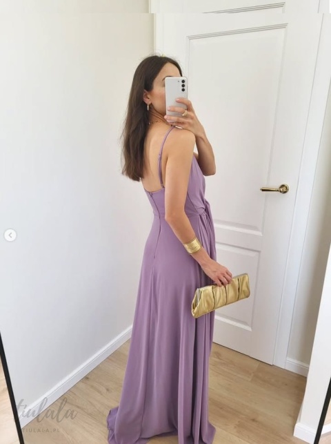 Laura liliowa sukienka maxi z rozcięciem