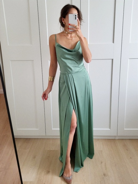 Szałwiowa sukienka satynowa długa Cintia Szałwiowa sukienka satynowa długa Cintia