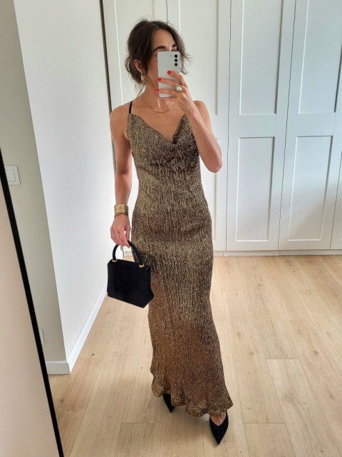 Złota cekinowa sukienka maxi odkryte plecy